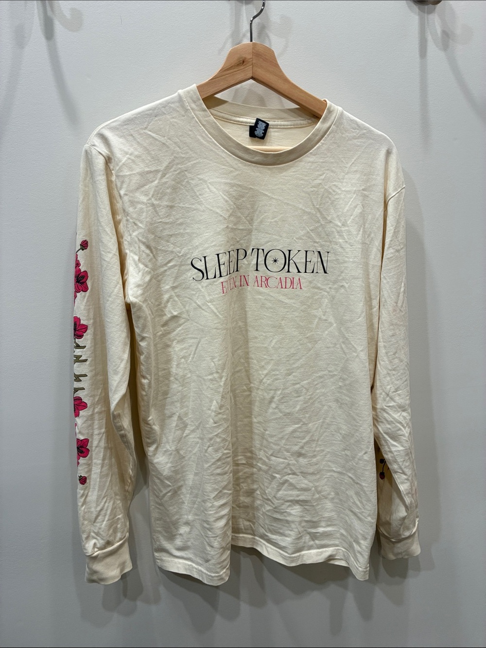 SLEEP TOKEN Cream Long-Sleeve Graphic Tee with Pink Sleeve Flowers - Size M